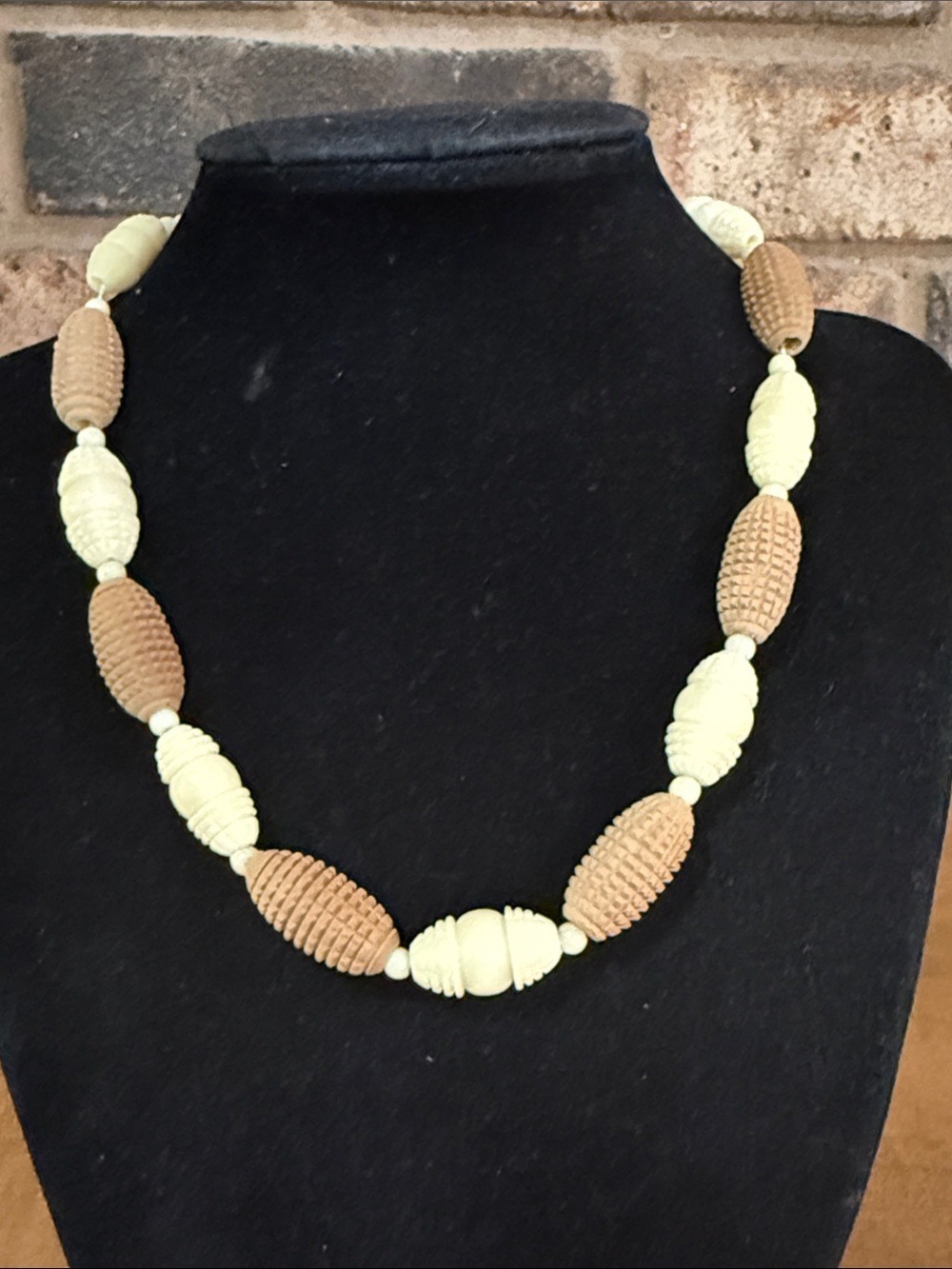 Vintage 1960s Brown Wood & Cream plastic carved beaded choker collar necklace